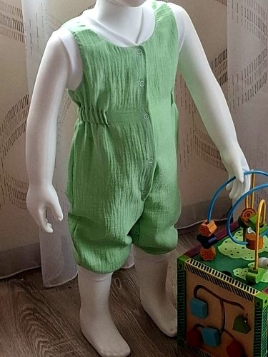 BébiNett - Stiens baba napozó ujjatlan térdnadrágos pisztácia