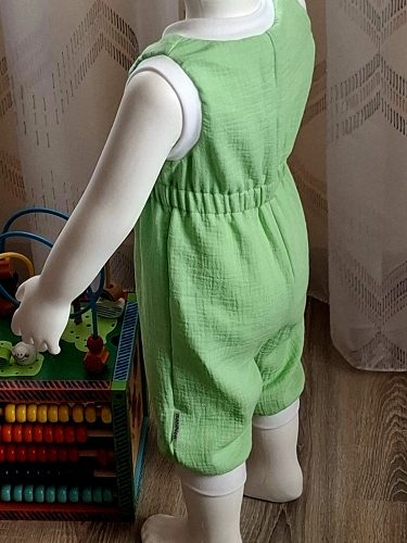 BébiNett - Stiens baba napozó ujjatlan térdnadrágos pisztácia