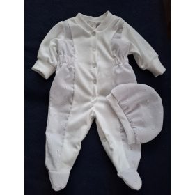   BébiNett - Wieze baba rugdalózó sapkával fehér madeirás